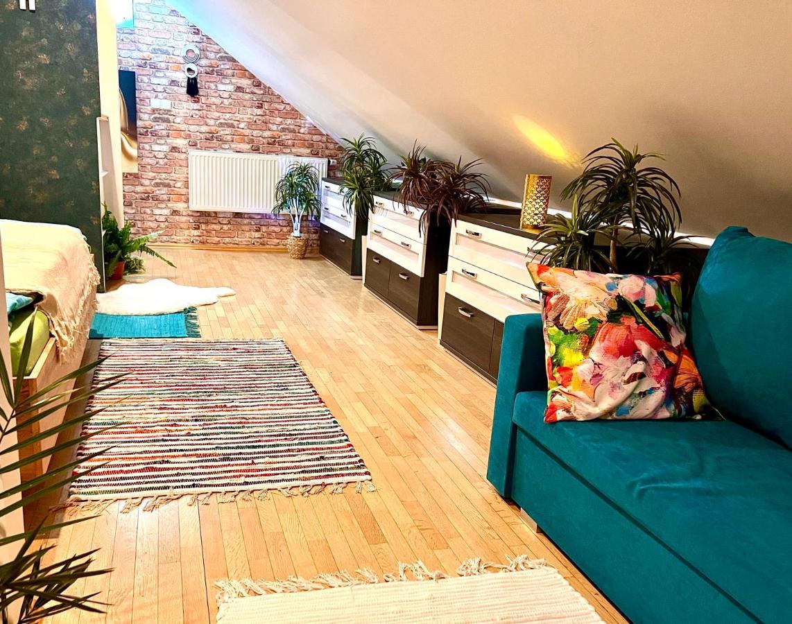 Duplex 2 With Quiet Terrace On Wenceslas Square Apartament *