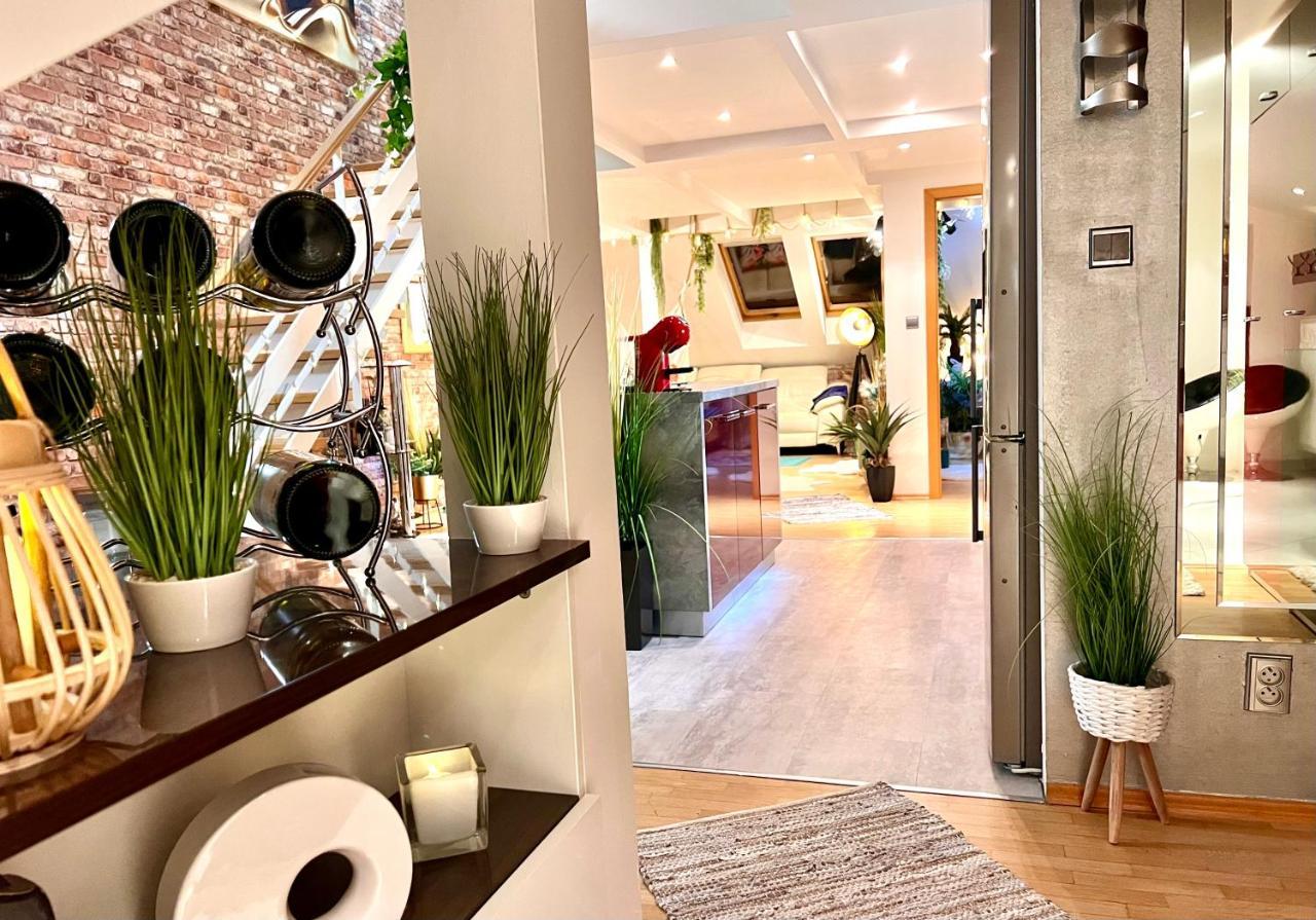 Duplex 2 With Quiet Terrace On Wenceslas Square Apartament