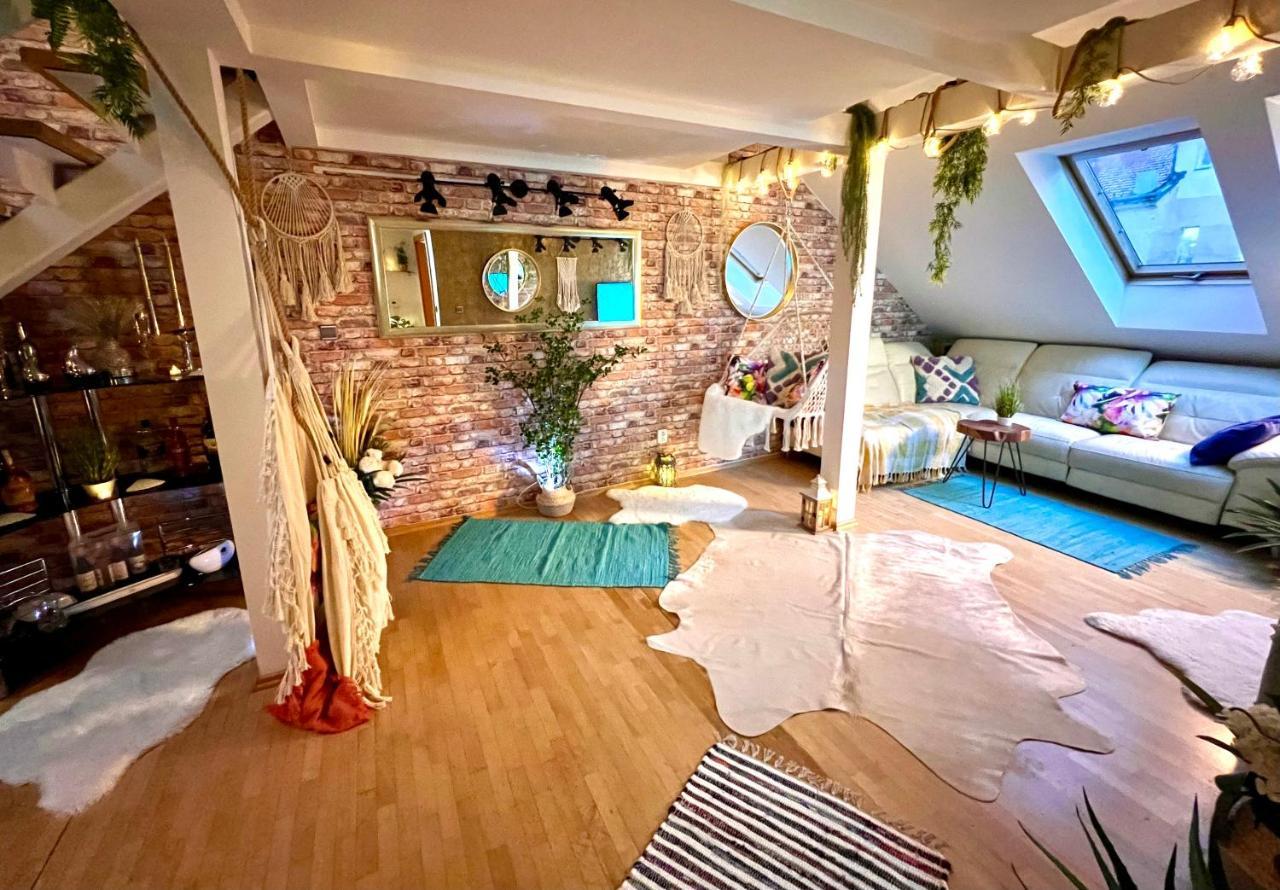 Apartament Duplex 2 With Quiet Terrace On Wenceslas Square Praga